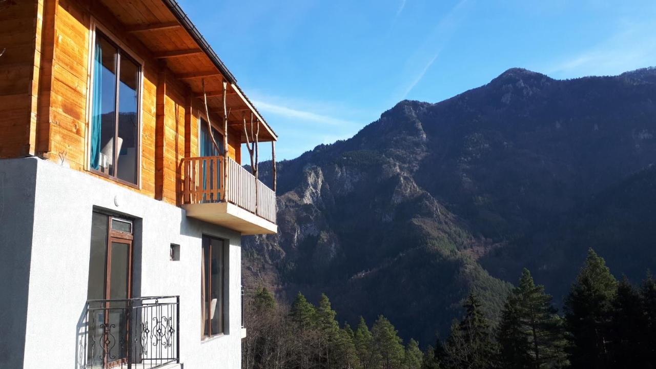 Hotel Khulo Lnn Exterior foto