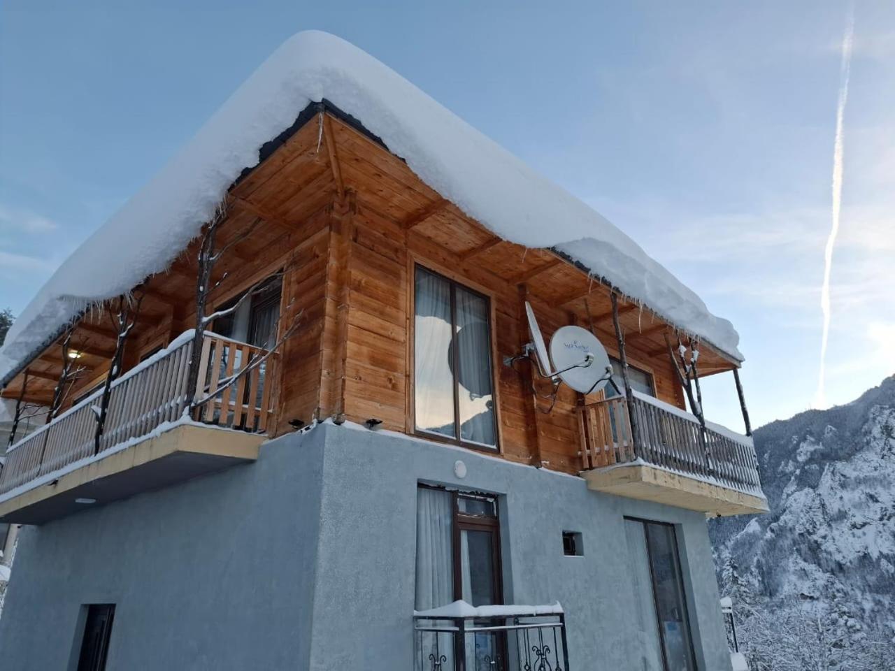 Hotel Khulo Lnn Exterior foto